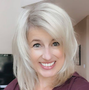 Meet your Posher, Dana